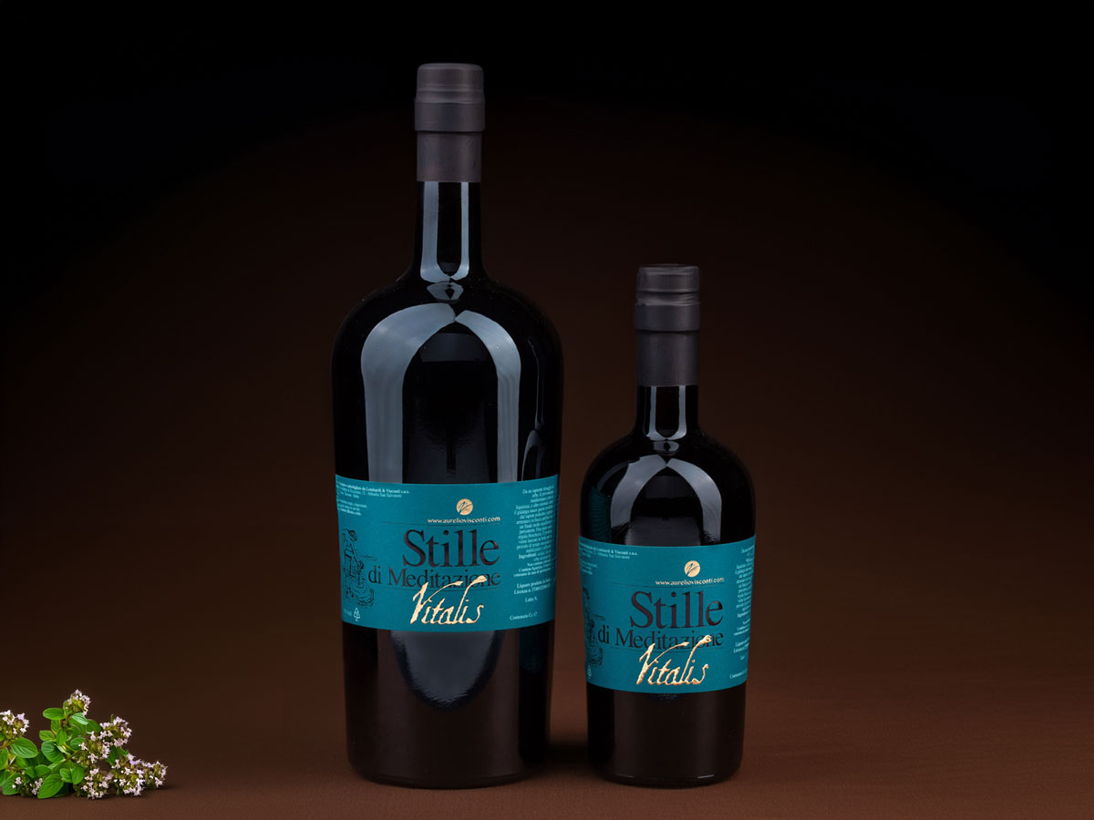 Vitalis sugar-free herbal Italian Amaro made with eight aromatic herbs, including marjoram, offering a unique, refreshing flavour profile.